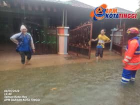 Mangsa banjir di Kota Tinggi 300 orang takat pagi ini
