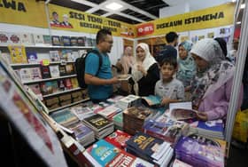 RM100 book vouchers for Year Four and above students — PM