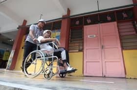 Disabled folk, students in KKB show up early to cast ballots