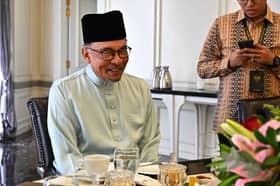 Anwar: Hubungan Malaysia, Singapura kekal kukuh di bawah pentadbiran baharu
