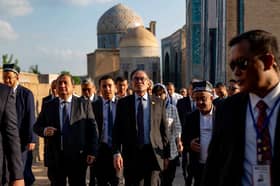 PM: SMEs need backing to expand overseas market