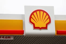 Shell to dispose of Singapore refinery, petrochemical assets to Chandra Asri, Glencore