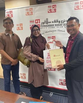 Wanita wakaf tunai RM19,000 untuk jariah ahli keluarga