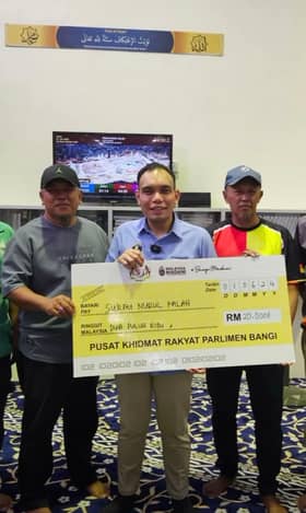 Wakil rakyat Bangi sumbang RM20,000 bantu surau sedia kemudahan selesa