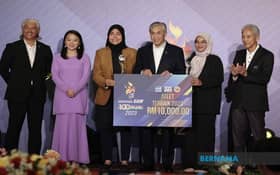 Lawn bowlers Nur Ain Nabilah, Aleena create history at SAM Awards