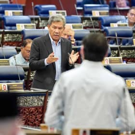 FM Mohamad to visit quake-hit Myanmar on humanitarian mission