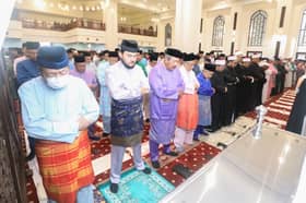 Sultan Selangor, Permaisuri solat sunat Aidiladha bersama lebih 3,000 jemaah