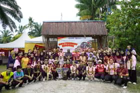 Rapat jurang sosial, mahasiswa Selangor dekati Orang Asli Pulau Carey