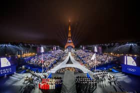 Bonjour! Paris stages unique Olympics opening ceremony