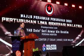 PM urges NGOs, youth movements to reject corruption, abuse of power