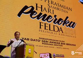 Anwar announces RM100 mln new Felda allocation after diesel price float