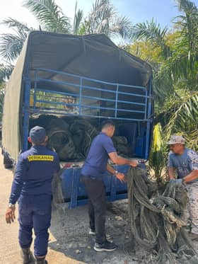 Selangor MMEA seizes illegal fishing equipment off Kuala Langat coast