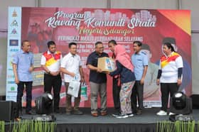 Rewang Komuniti Strata MPS meriah, 70 penduduk B40 terima bakul makanan