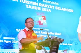 Amirudin vows continued leadership amid talk of Cabinet reshuffle