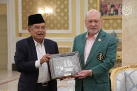 King receives courtesy call from former Indonesian vice president Jusuf Kalla