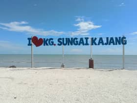 High tides breach Sg Kajang breakwater