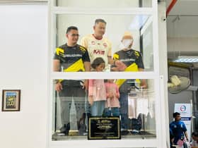 ADN Batu Tiga salur RM10,000 tampung kos pasang lif Masjid Ubudiyah