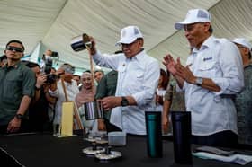 PM urges people to be more health-conscious, reduce sugar intake