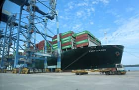 Entering the world’s top 10 busiest ports