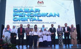 Dasar Pendidikan Digital, 400 kelas dilengkapi peralatan pintar tahun depan