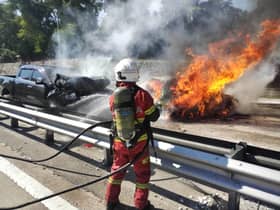Tiga kenderaan terbakar dalam kemalangan di NKVE arah Shah Alam