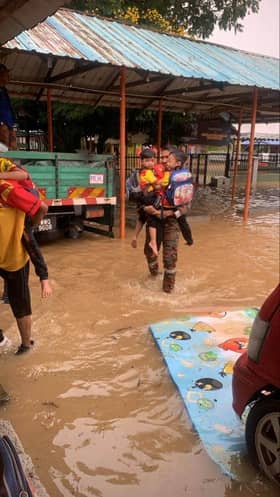 Bomba selamatkan 21 murid, empat guru tabika terperangkap banjir