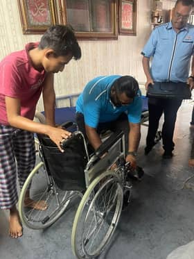 ADN Sentosa sumbang katil pesakit, kerusi roda, ringan beban mangsa kemalangan