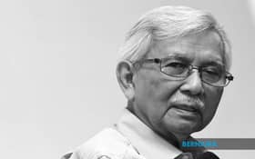 Late Tun Daim freed of charge of failing to declare assets