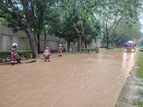 Banjir kilat di Putrajaya, beberapa kenderaan ditenggelami air