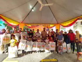 1,120 ahli TAWAS DUN Kota Kemuning terima bantuan kelengkapan sekolah