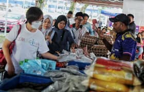 Jualan murah PKPS jadi tumpuan ketika cuti sekolah, ambang Krismas