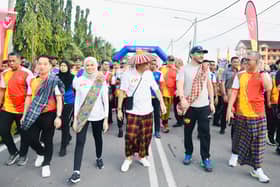 Sultan Selangor, Tengku Permaisuri sertai larian kebajikan di Sabak Bernam