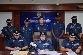 Kastam rampas beras, sisa elektronik, rokok bernilai lebih RM10 juta