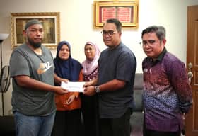 MB sampai sumbangan kepada waris murid maut kena renjatan elektrik