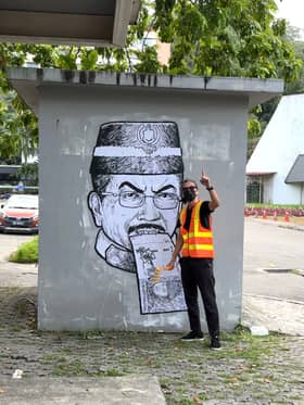 Activist Fahmi Reza remanded until tomorrow in Sabah