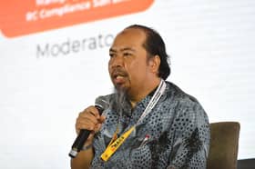 Experts urge board members be vetted to avoid conflicts of interest