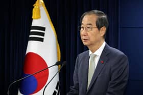Ex-PM, deputy PM barred from leaving South Korea in martial law probe