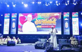 Festival Darul Ehsan Berselawat organisers install platforms for visitors amid rain