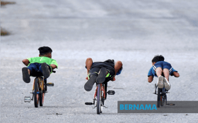 Teens caught on modified bicycles made to perform squats