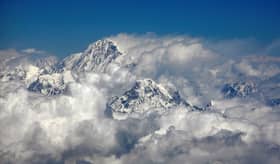 Angka korban gempa bumi di Gunung Everest meningkat kepada 95 orang