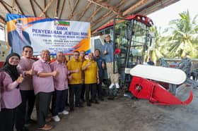 Negeri, pesawah bincang usaha tingkat hasil padi, agihan subsidi alatan