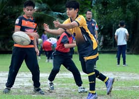 雪橄榄球联盟与森那美产业合作   3500学生参与橄榄球训练营