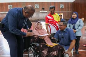 MBI channels RM1 mln in cash, food aid to disaster victims