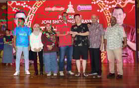 200 penduduk Taman Medan terima baucar beli-belah Tahun Baharu Cina