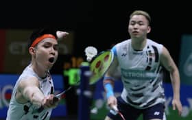 Aaron-Wooi Yik fall to Lee brothers, Wei Chong-Kai Wun, Yew Sin-Ee Yi shine