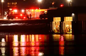 Nahas pesawat Washington DC: Penyelam mungkin temukan kotak hitam