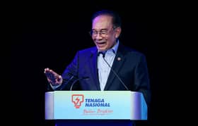 PM lancar ladang solar tenaga boleh baharu TNB di UK