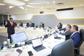 Setiausaha Kerajaan Negeri, pegawai kewangan angkat sumpah ahli MMKN