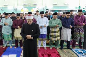 PM, MB solat Jumaat bersama 1,000 jemaah di Taman Melawati