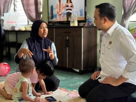 Empat keluarga terima sumbangan PM, ringan beban perubatan anak, urus ibu bapa uzur
